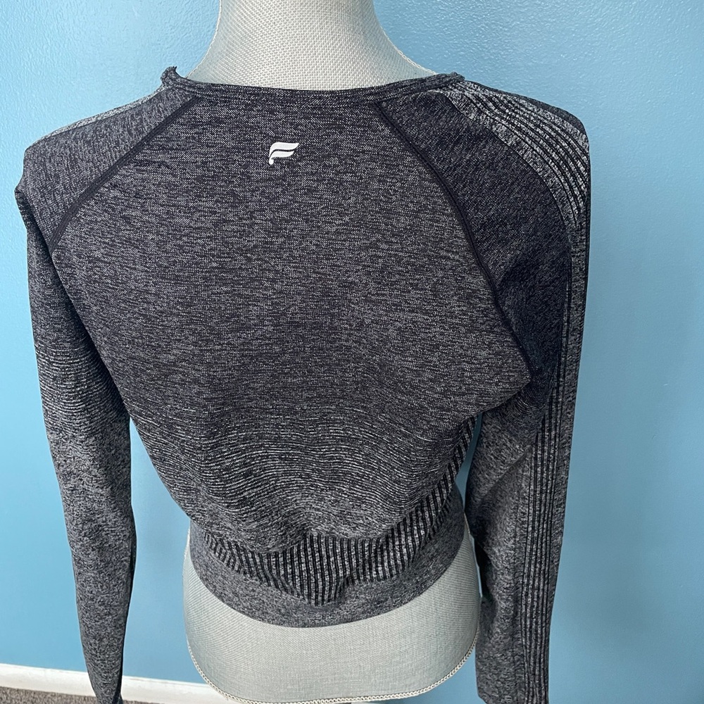 Fabletics - Picture 2 of 3